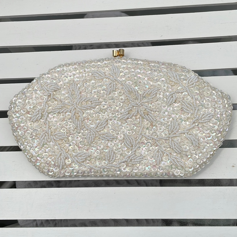 Stunning beaded clutch purse